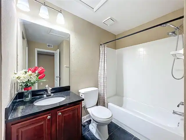 Listing Photo 34