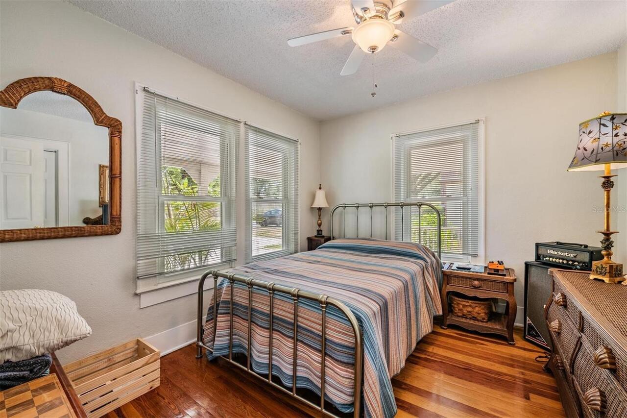 Listing Photo 17