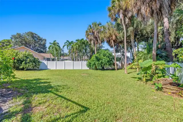 Listing Photo 35