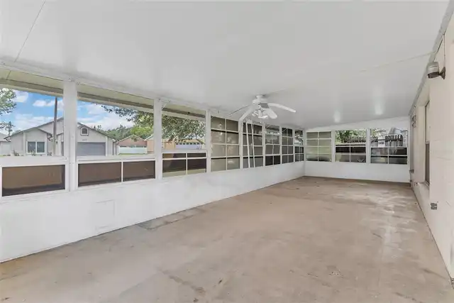 Listing Photo 22