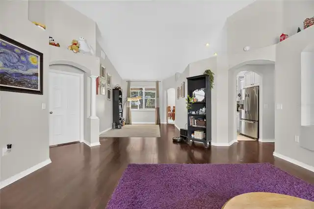 Listing Photo 9