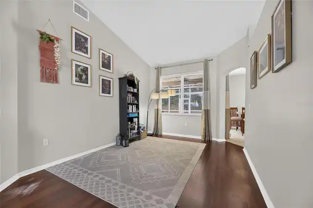 Listing Photo 10