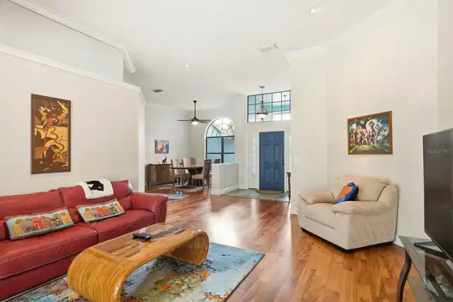 Listing Photo 7