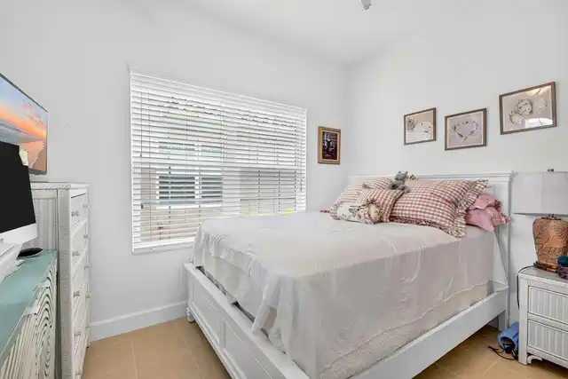Listing Photo 43