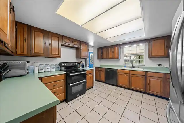 Listing Photo 20
