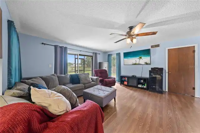 Listing Photo 28