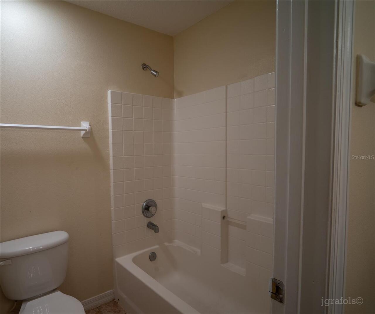 Listing Photo 14