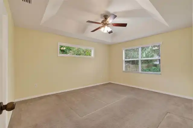 Listing Photo 32