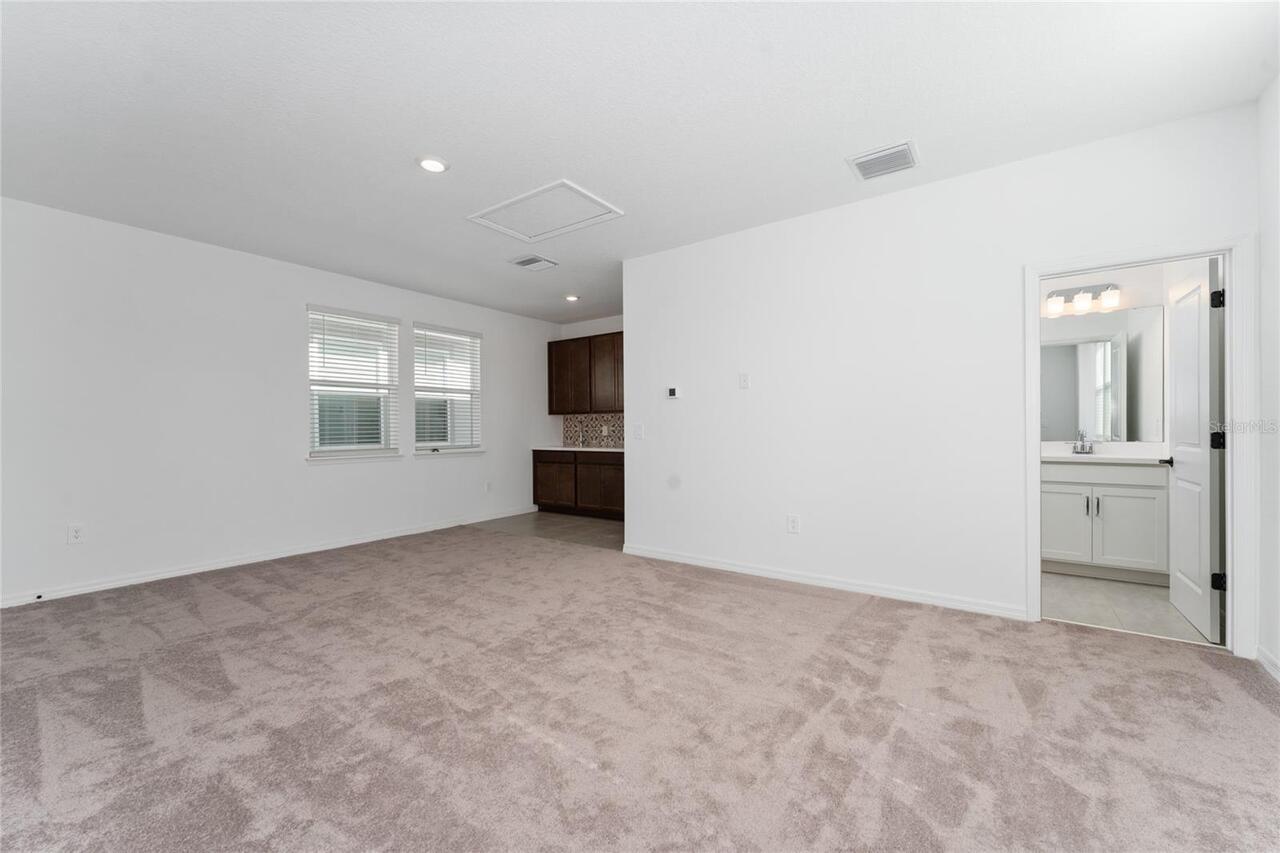 Listing Photo 30