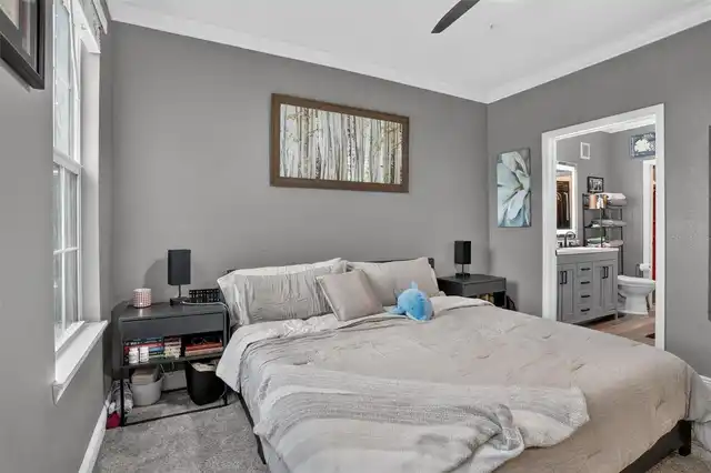 Listing Photo 11