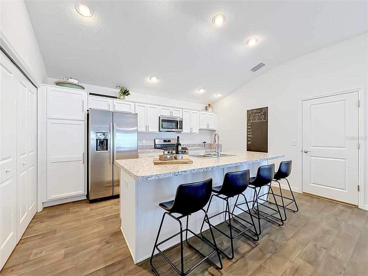 Listing Photo 7