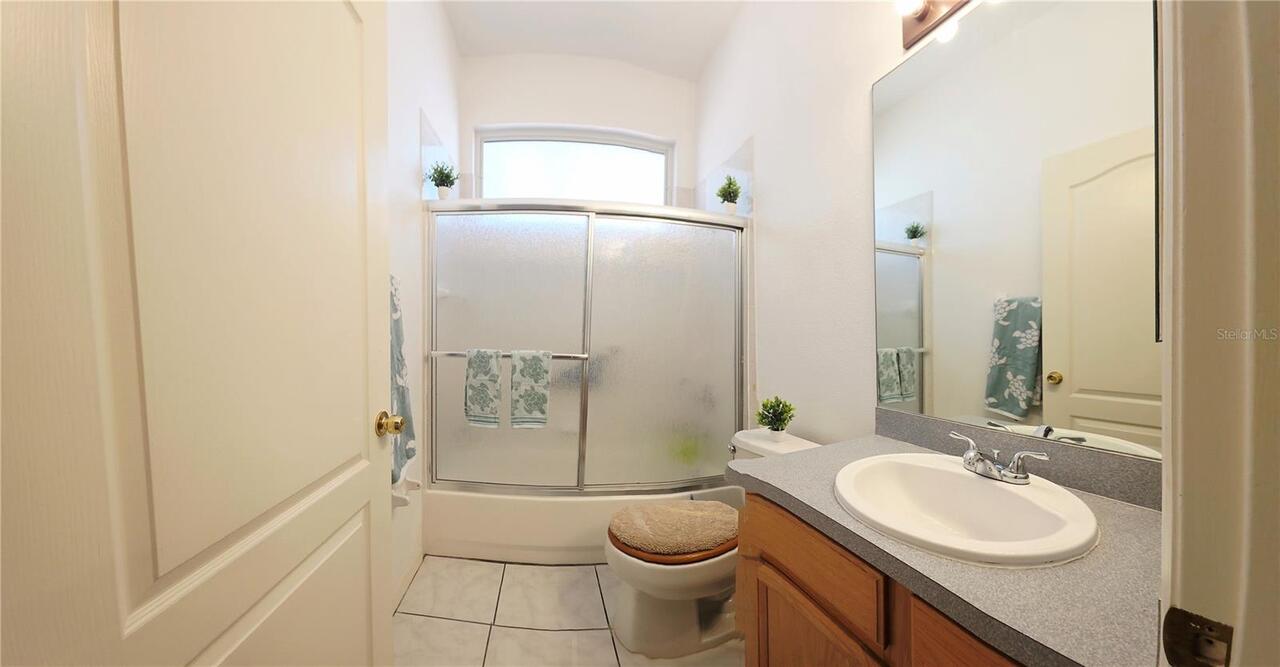 Listing Photo 11