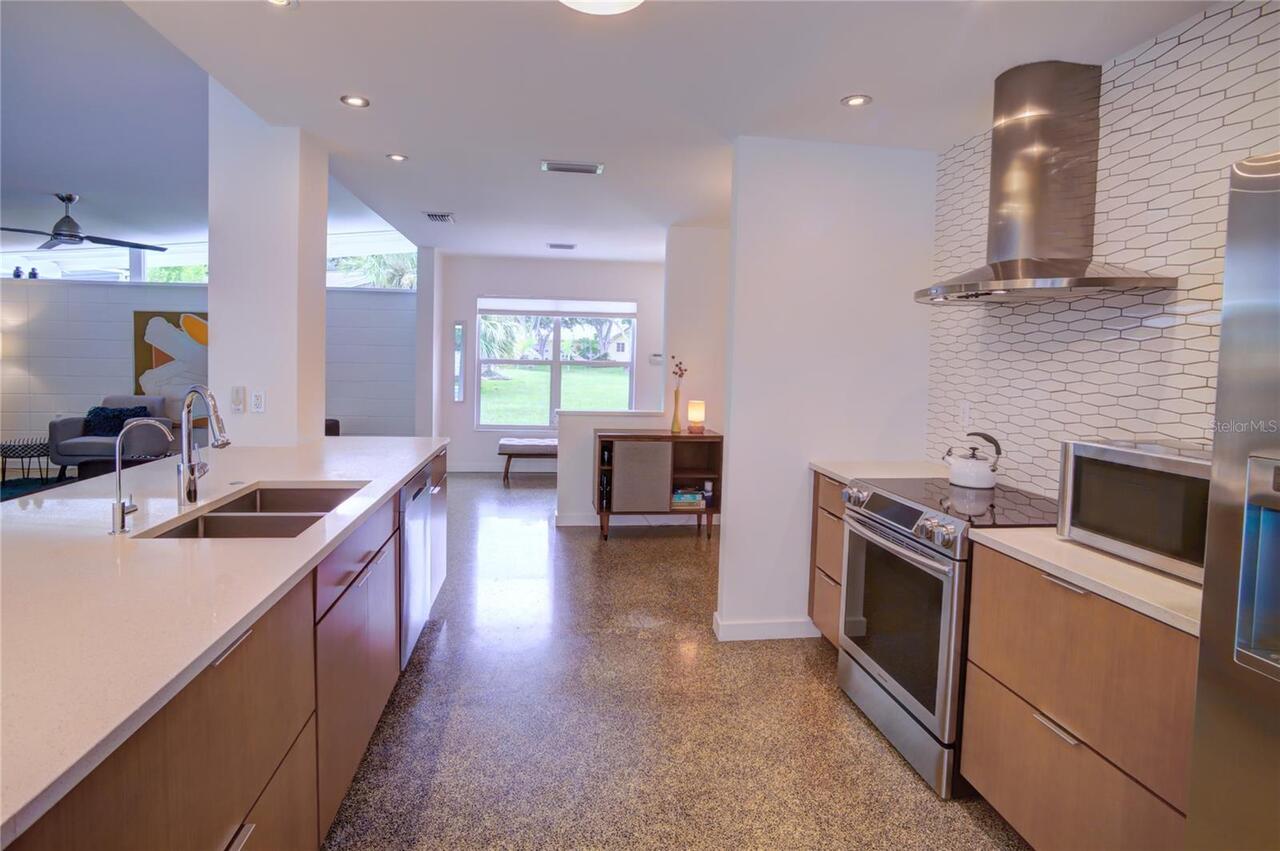 Listing Photo 18