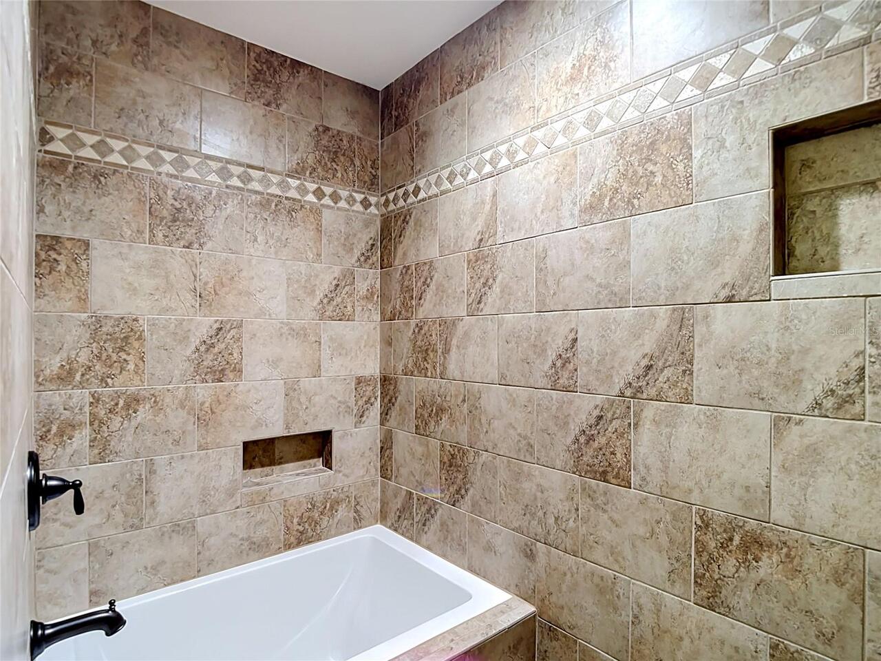 Listing Photo 34