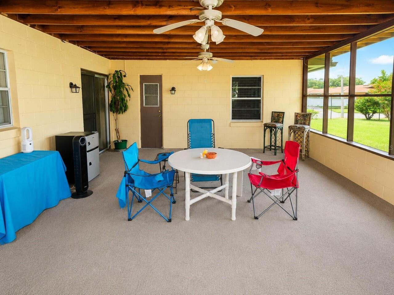 Listing Photo 17