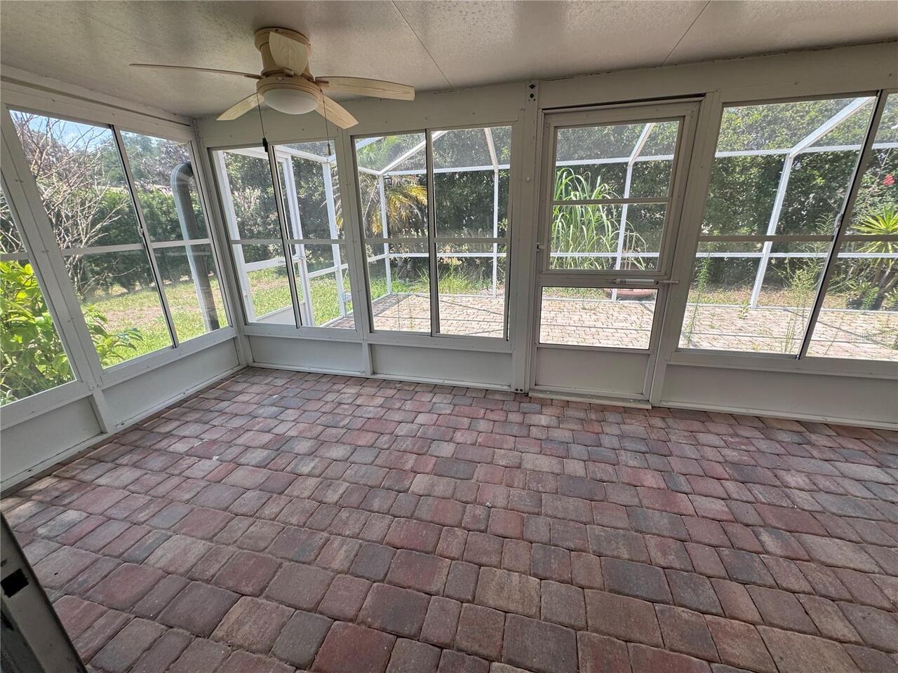 Listing Photo 16