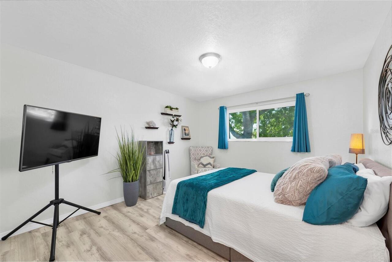 Listing Photo 23
