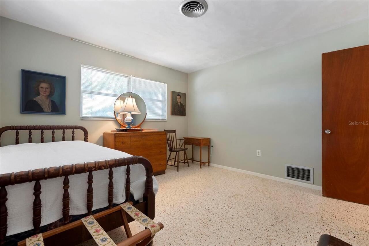 Listing Photo 25