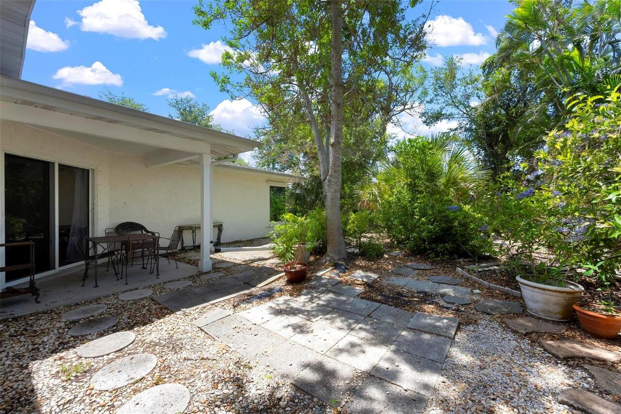 Listing Photo 34