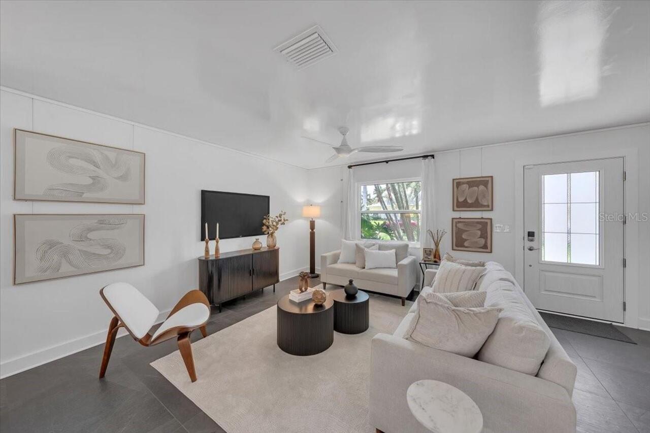 Listing Photo 9