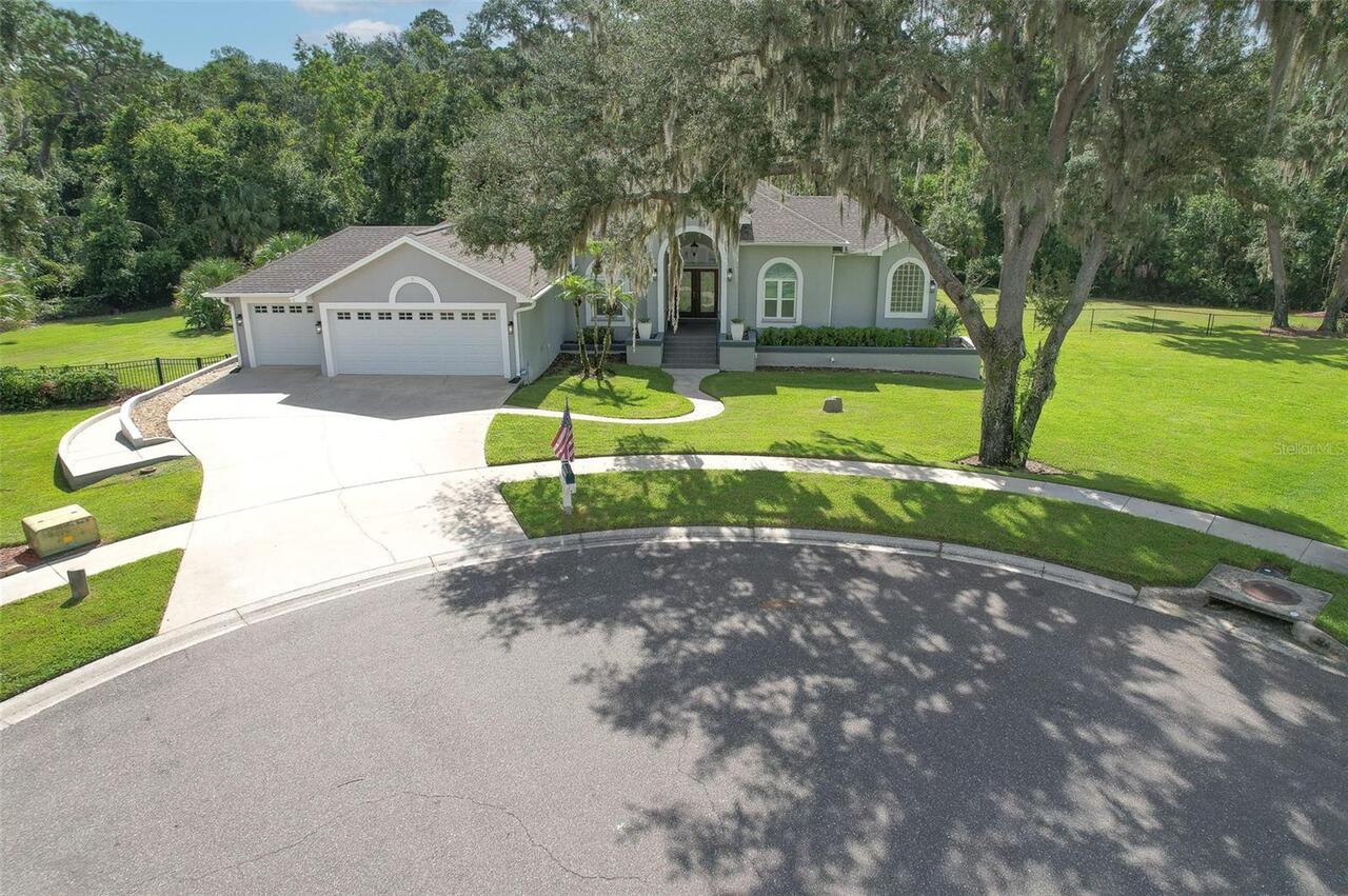 Valrico Real Estate