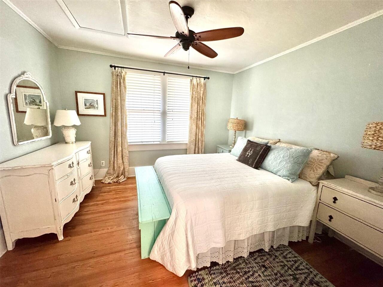 Listing Photo 18