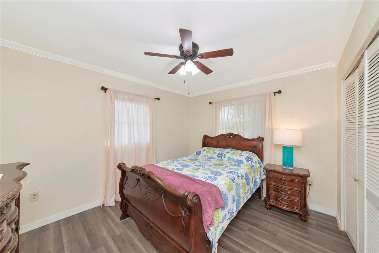 Listing Photo 34