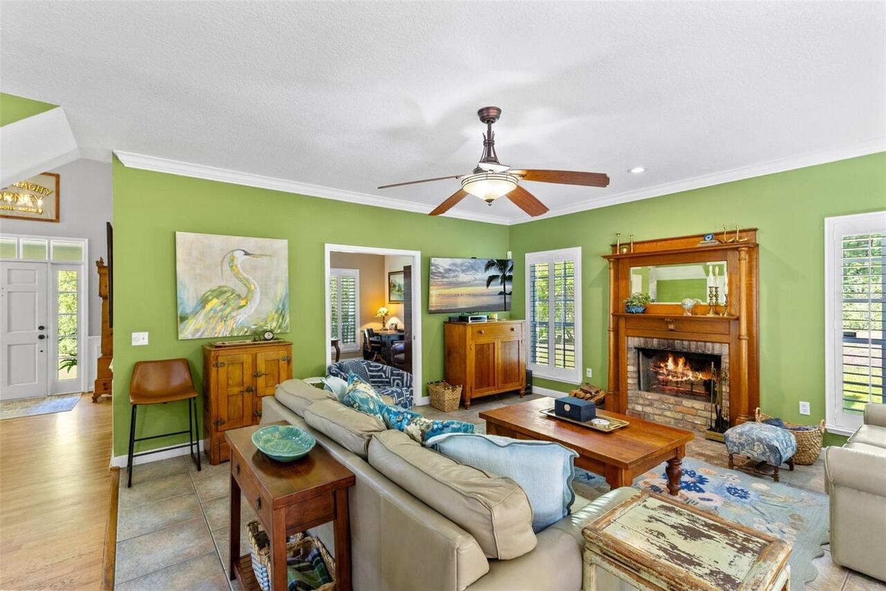 Listing Photo 10