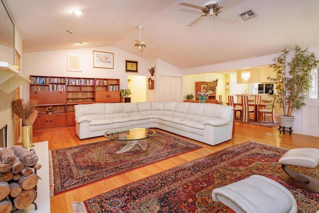 Listing Photo 7