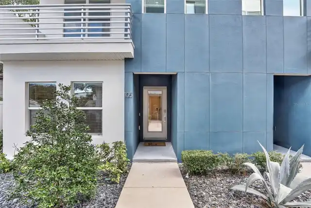 3BR, Residential Lease, 3BA, $3,200
Read More