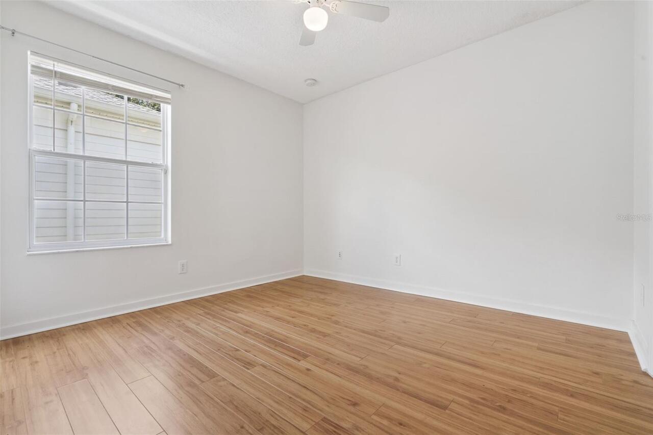 Listing Photo 14