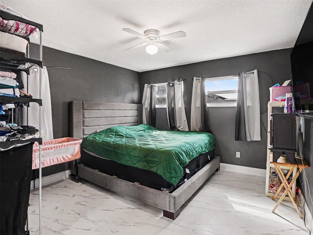 Listing Photo 11