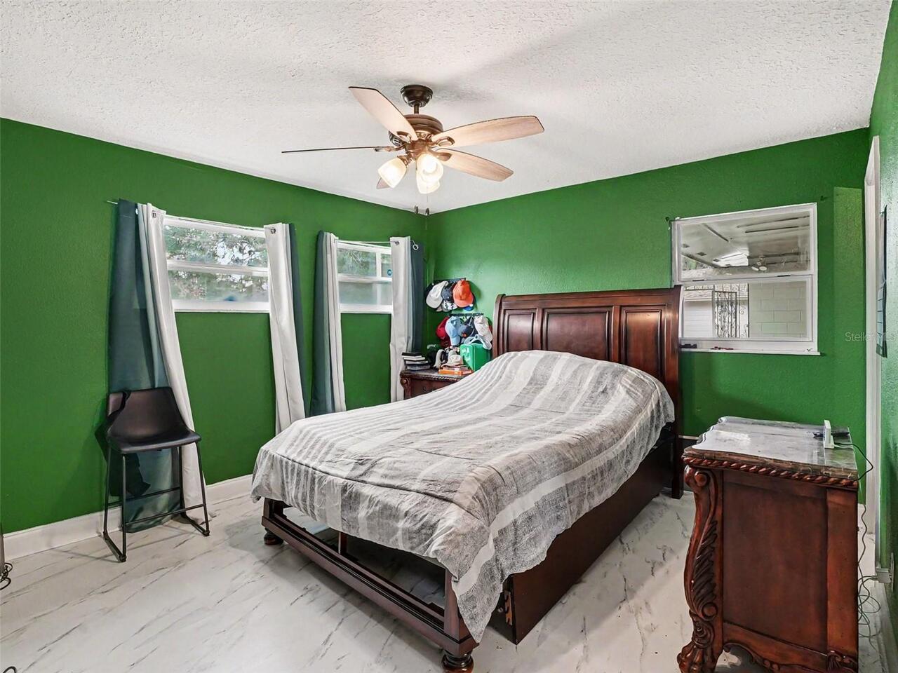 Listing Photo 14