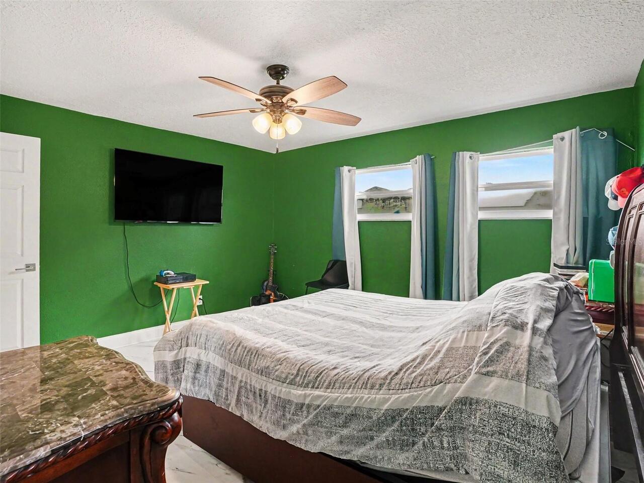 Listing Photo 15