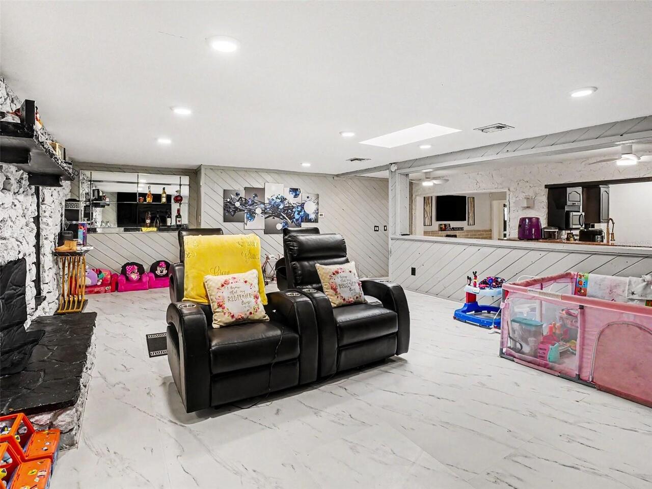 Listing Photo 25