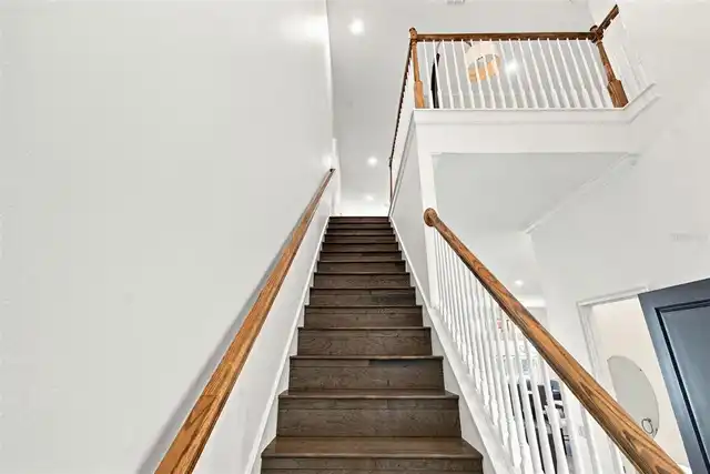 Listing Photo 37