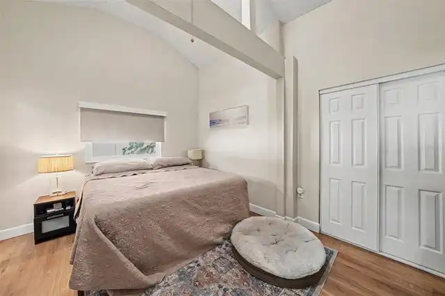 Listing Photo 14