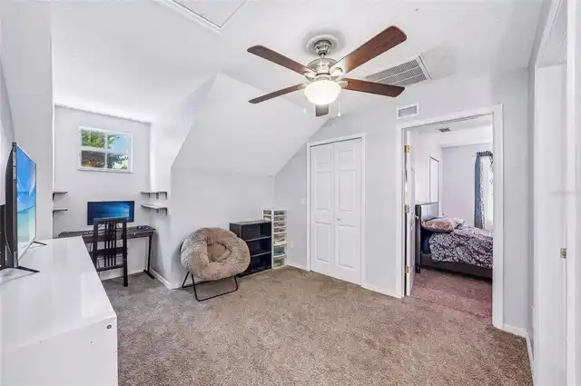 Listing Photo 16