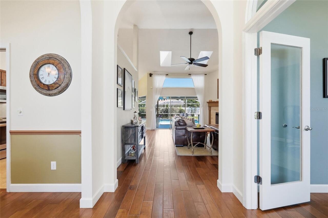Listing Photo 8