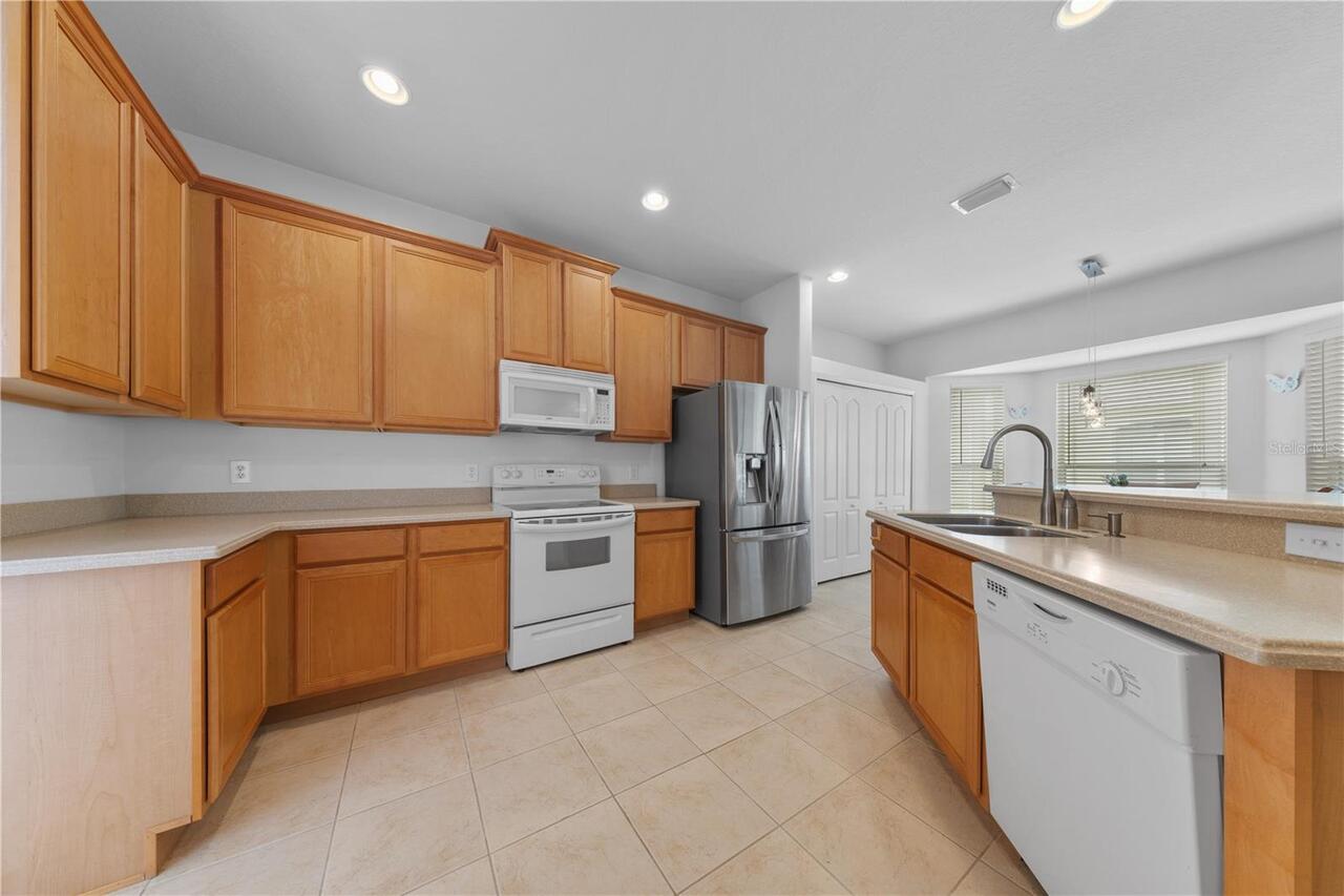 Listing Photo 12
