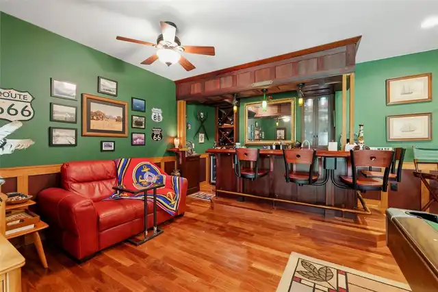 Listing Photo 25