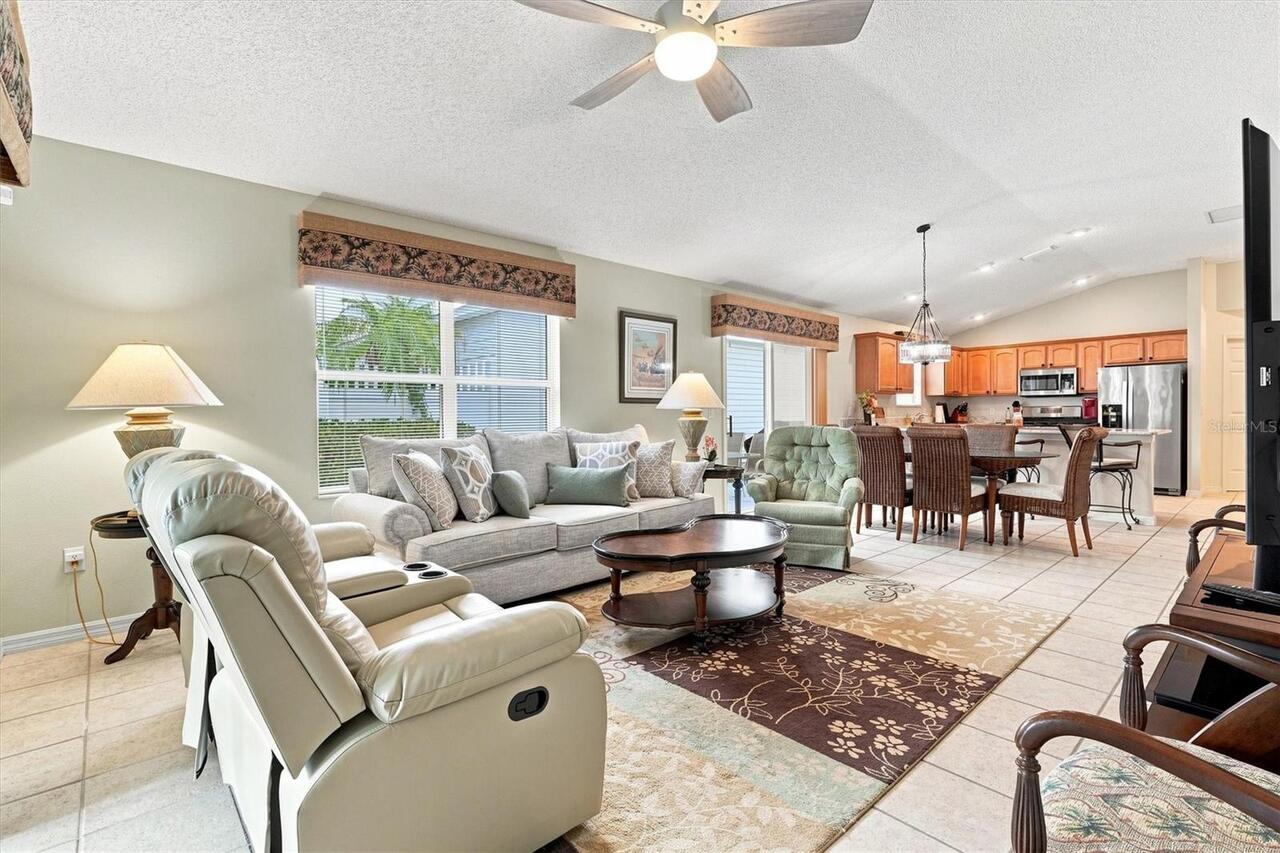 Listing Photo 16
