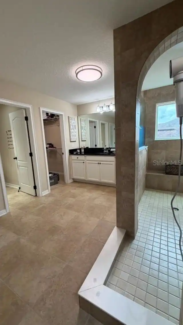 Listing Photo 36