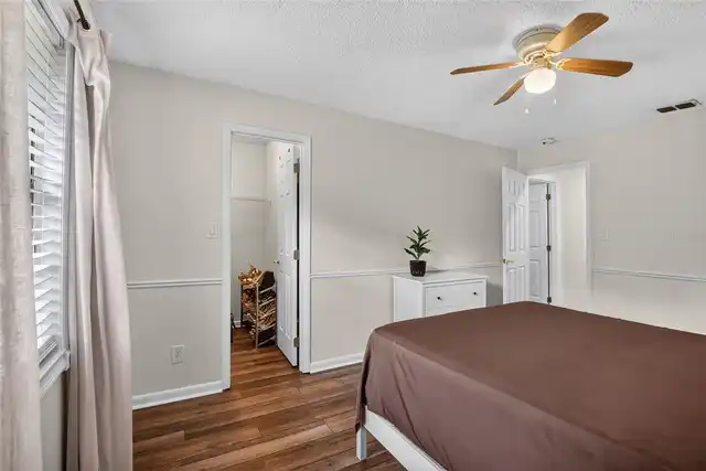 Listing Photo 28