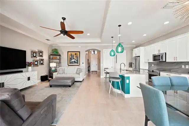 Listing Photo 15