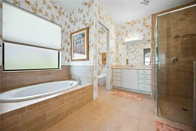 Listing Photo 38