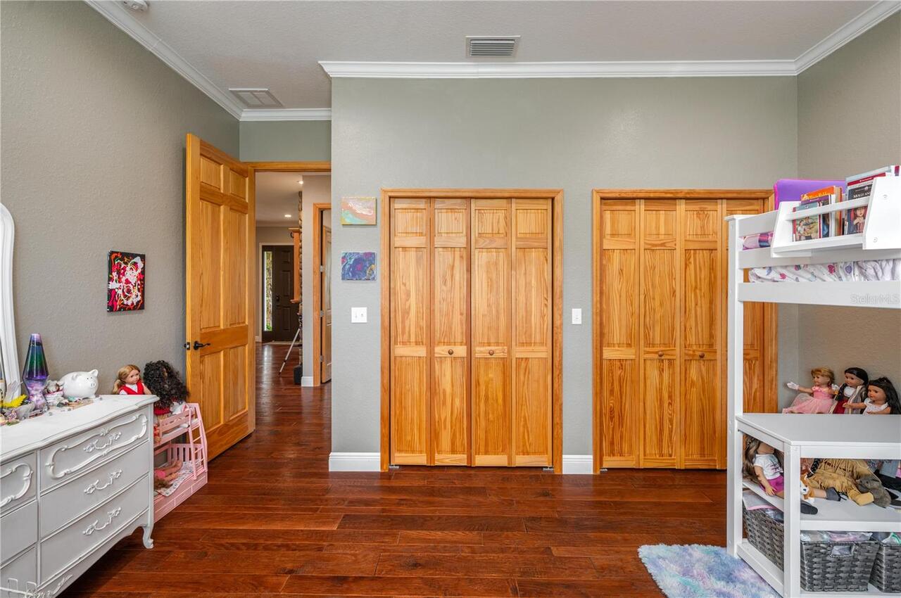 Listing Photo 34