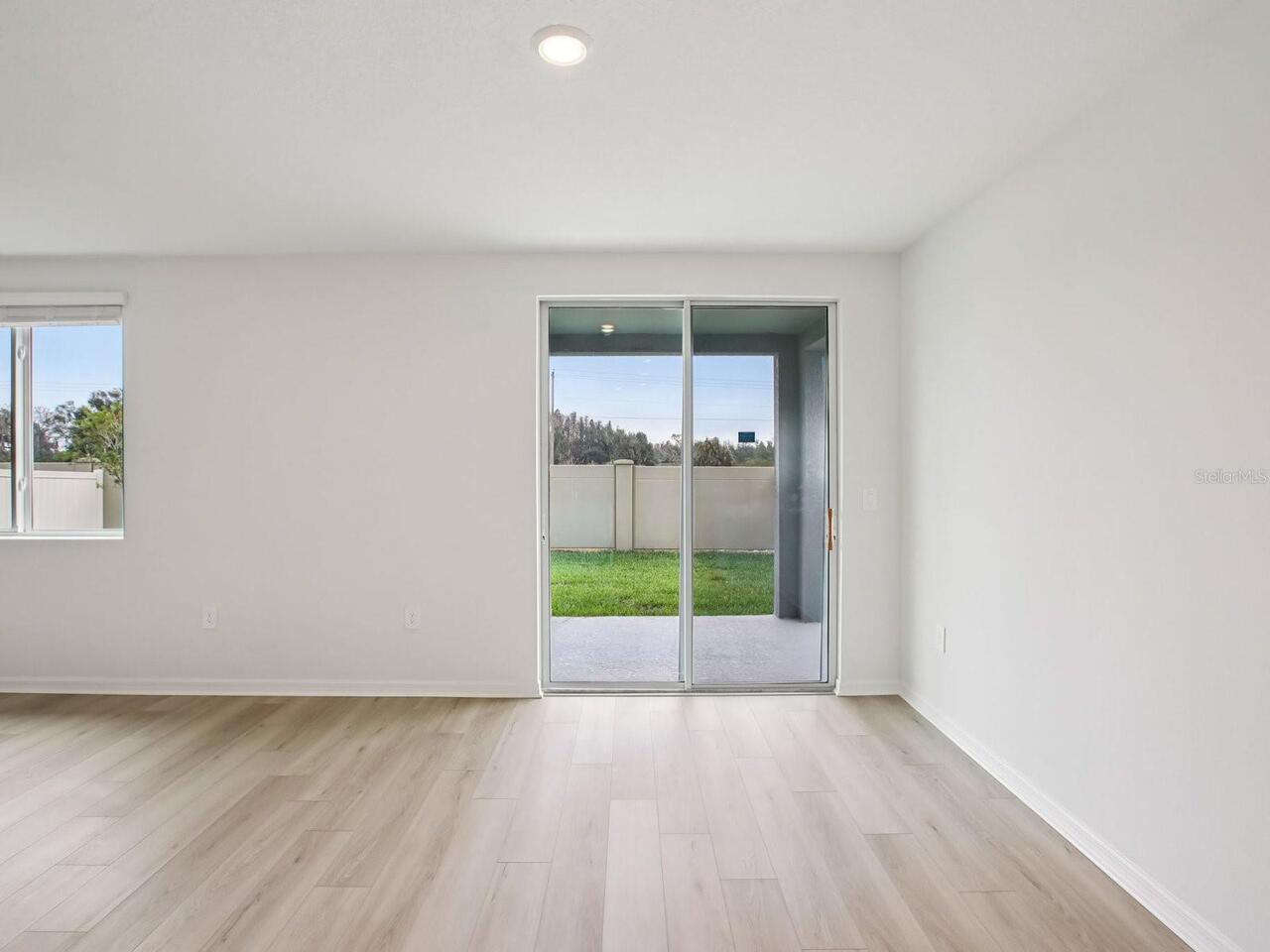 Listing Photo 7