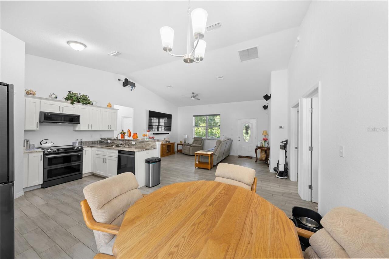 Listing Photo 23