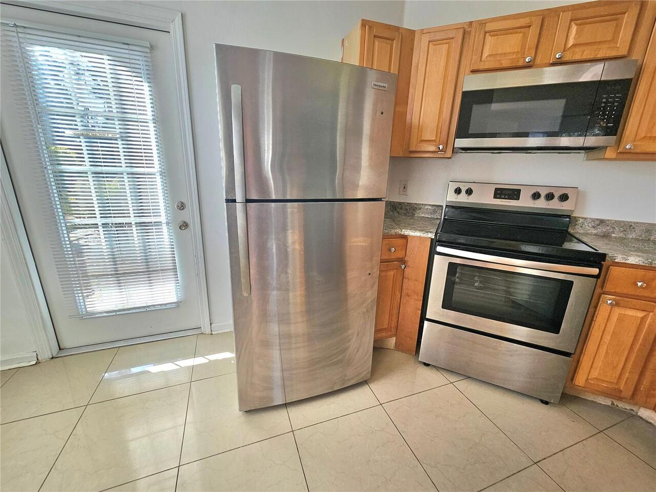 Listing Photo 9